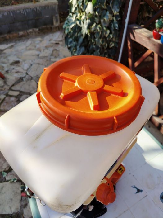 Моторна пръскачка