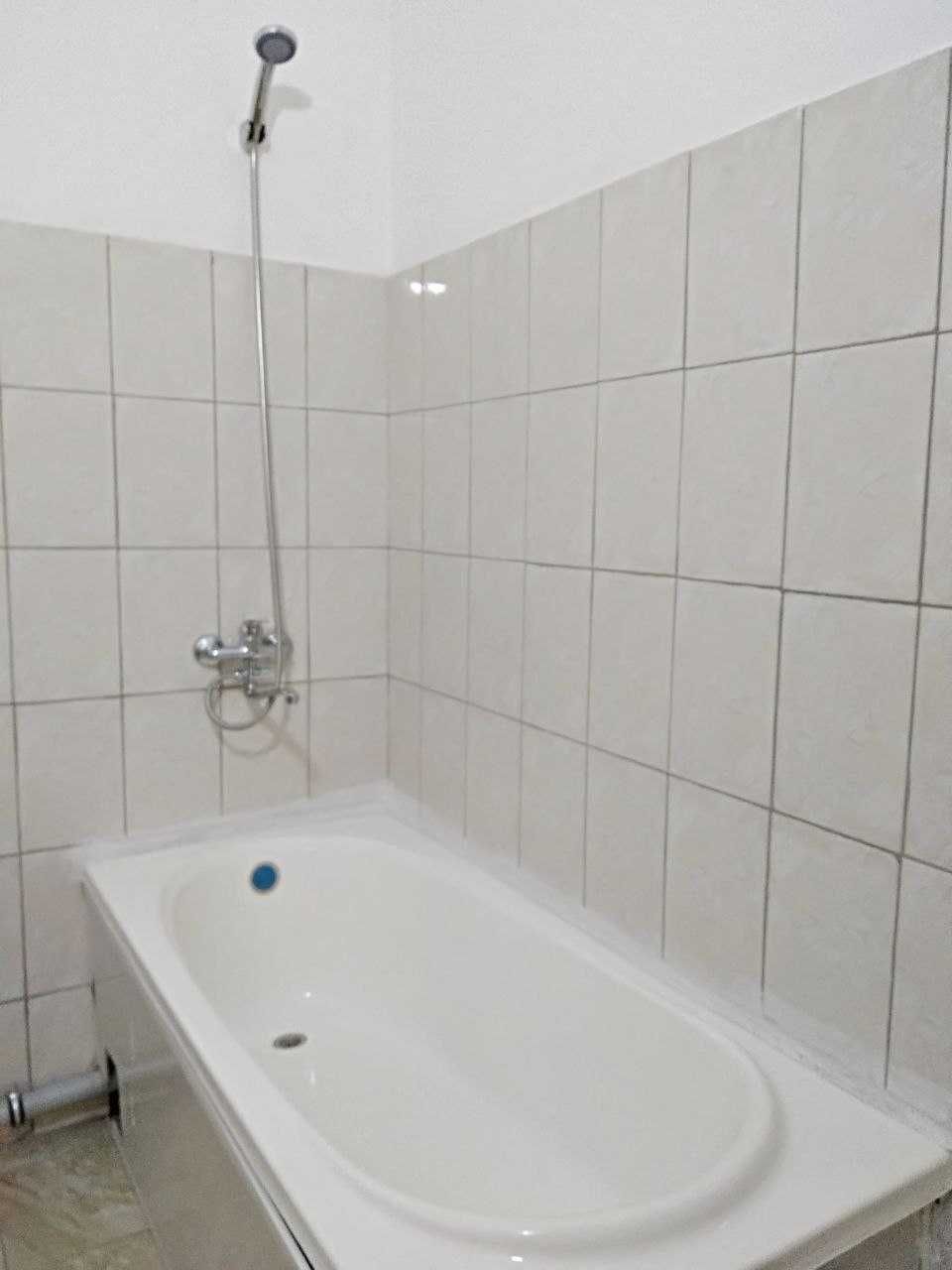 Бизко к центру трешка 70 м², евро ремонт, Obod makon, супер цена`