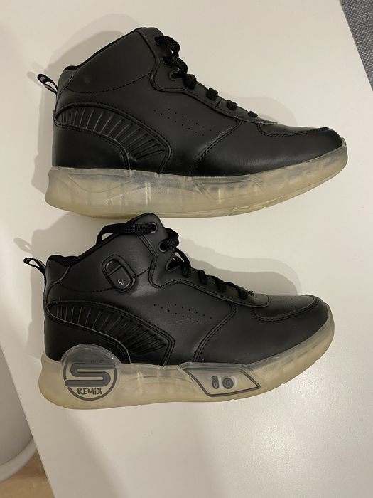 Adidasi Skechers Remix