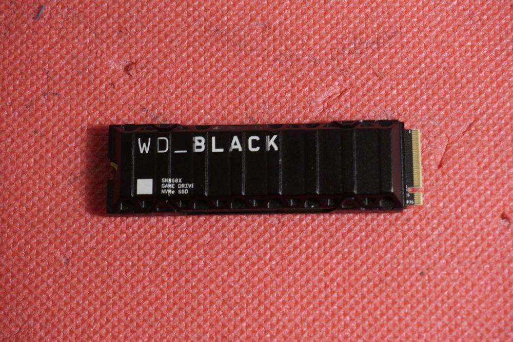 1 TB Диск NVME SSD Western Digital SN850X pcie Gen 4 : 7300 / 6300 mbs