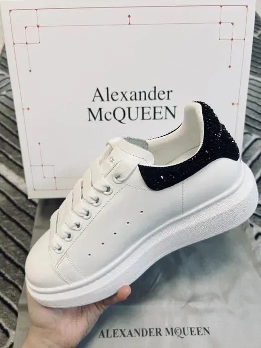 Adidasi alexander MCqeen *calitate premium*
