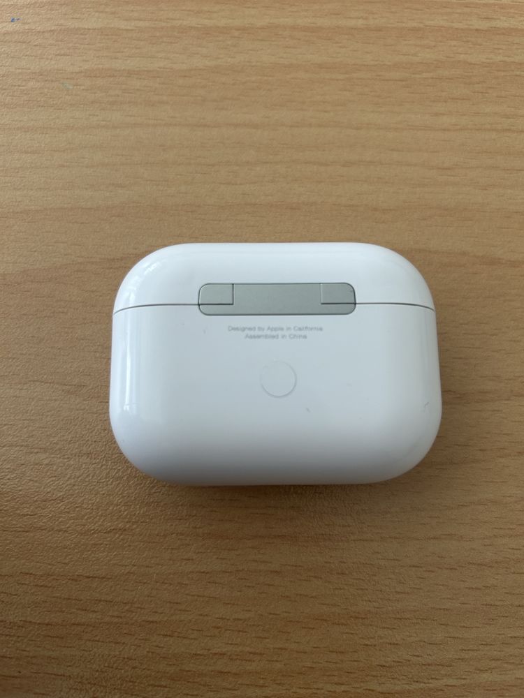 Apple AirPods Pro (Generation 1)