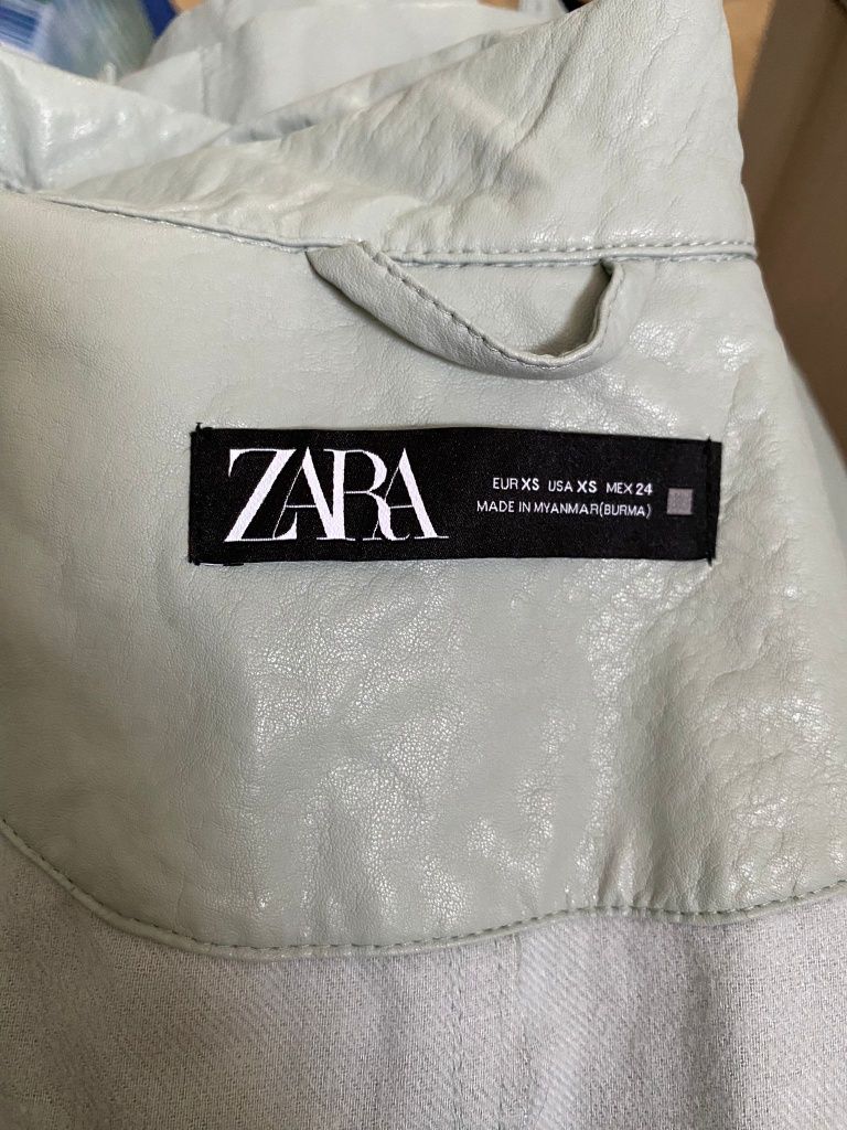 Geaca imitatie de piele, masura XS, marca Zara