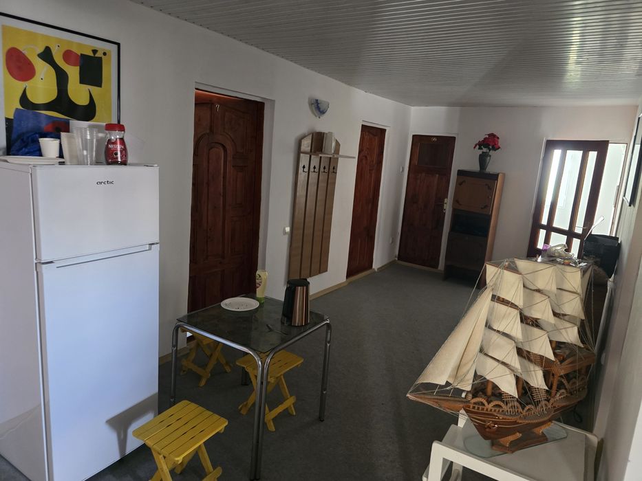 Închiriez casă sau camere individuale – Techirghiol, zonă liniștită