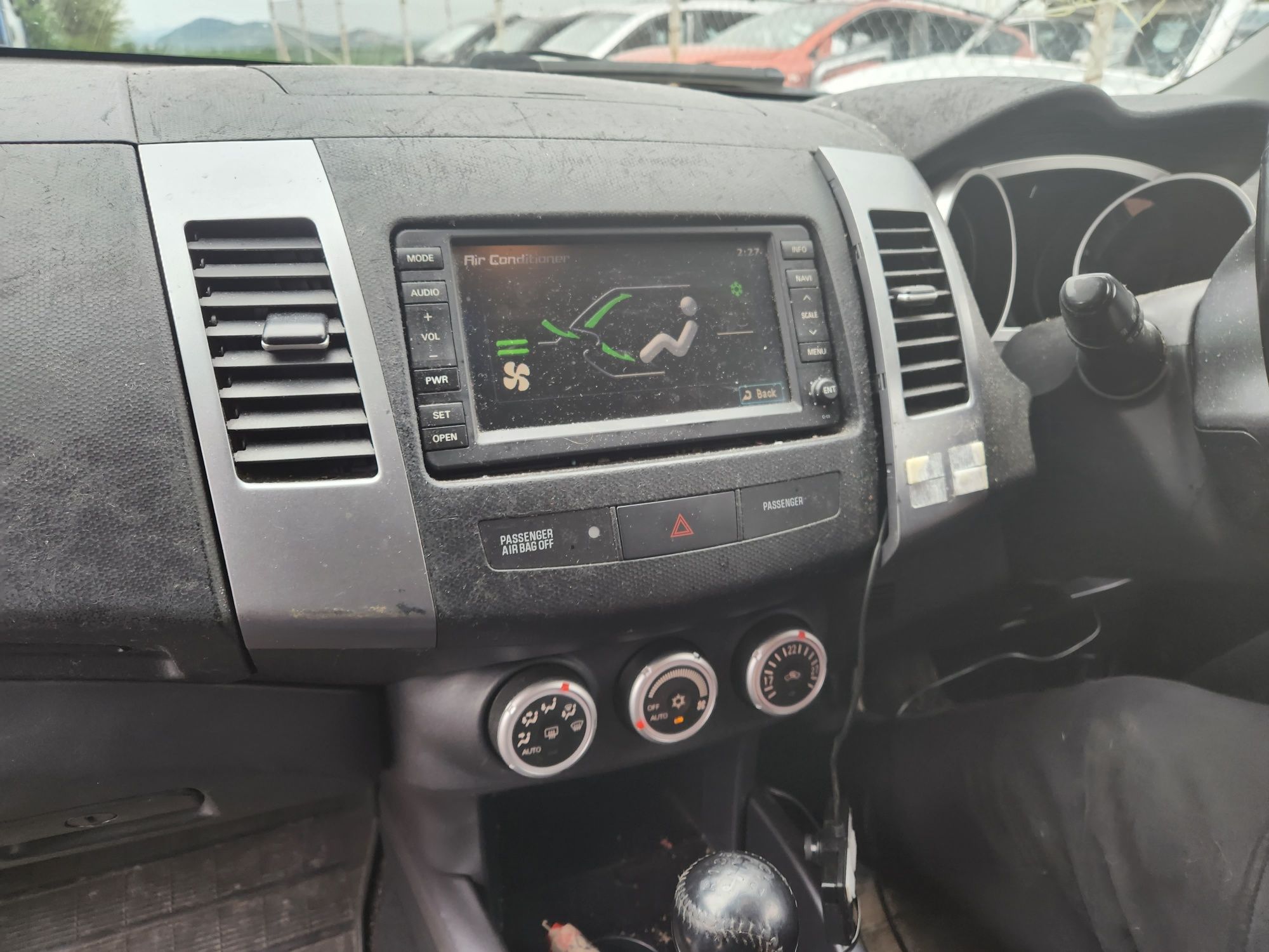 За Части Citroën c crosser 2.2 hdi 2010г.