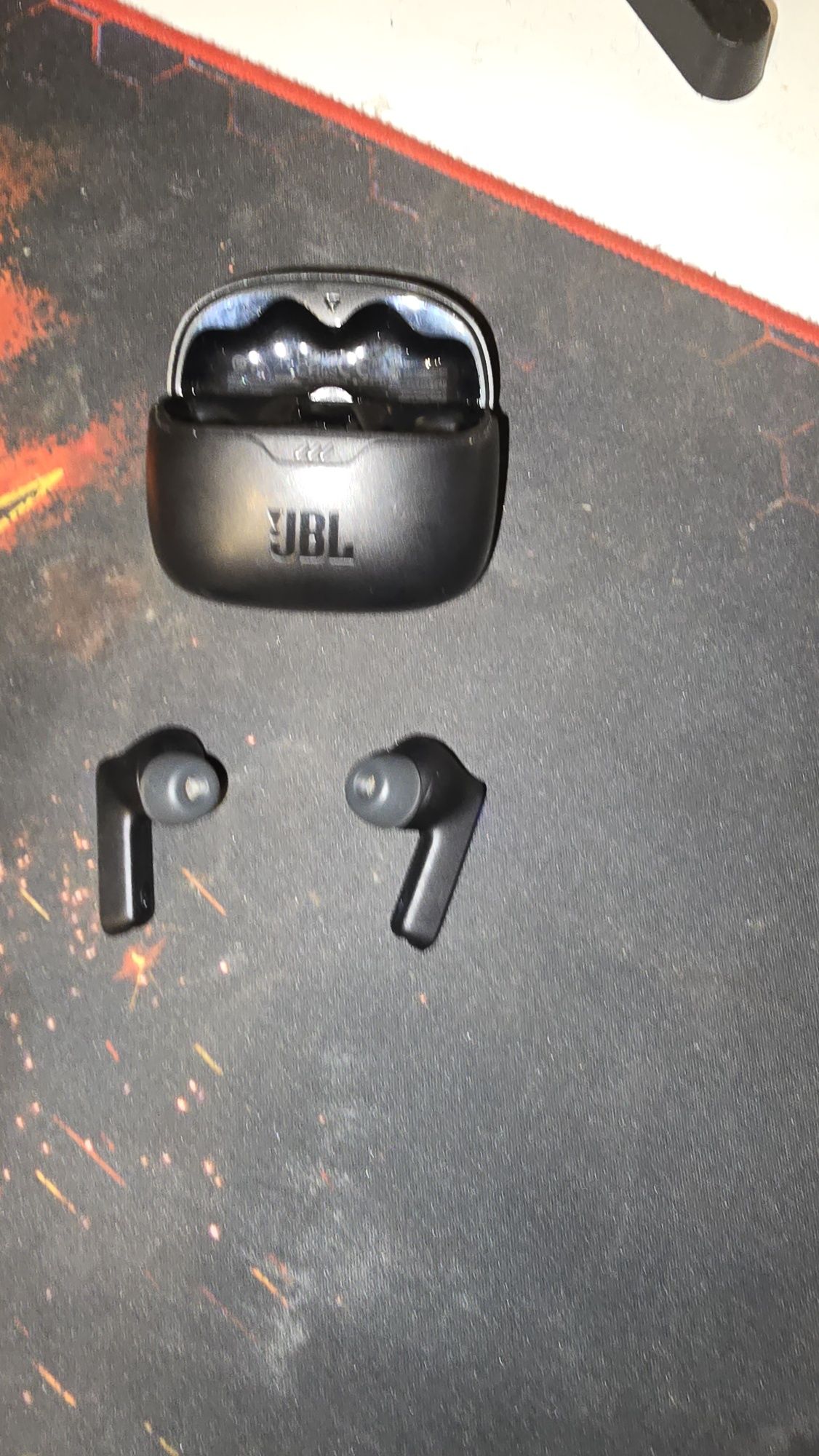 Casti jbl tune Beam