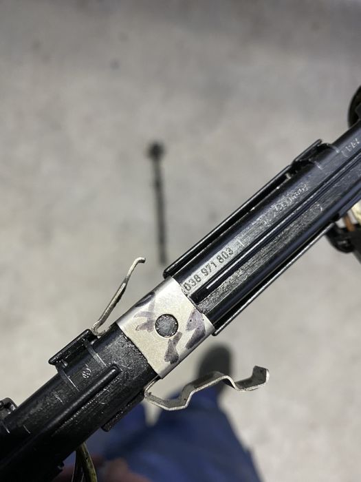 Rampa injectoare(bujii) pt 1,9 bkc/bxe pt passat b6,toruan,golf5,skoda