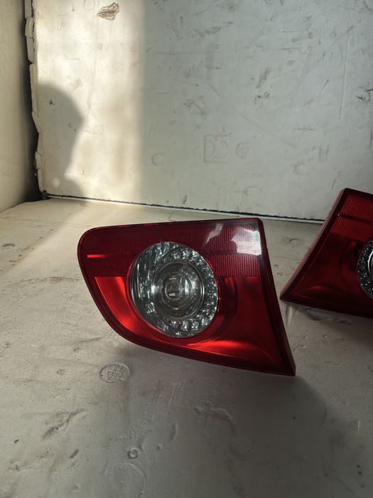 Tripla stanga dreapta haion VW Passat B6 3C9945093A 2005-2010