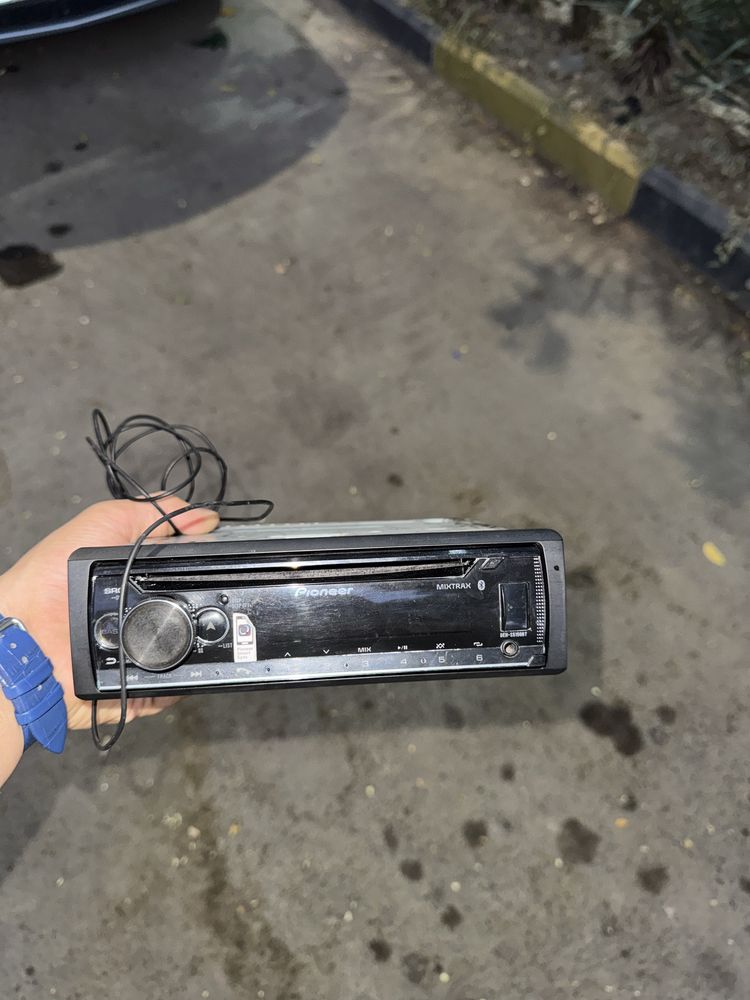 Pioneer DEH-S4250BT