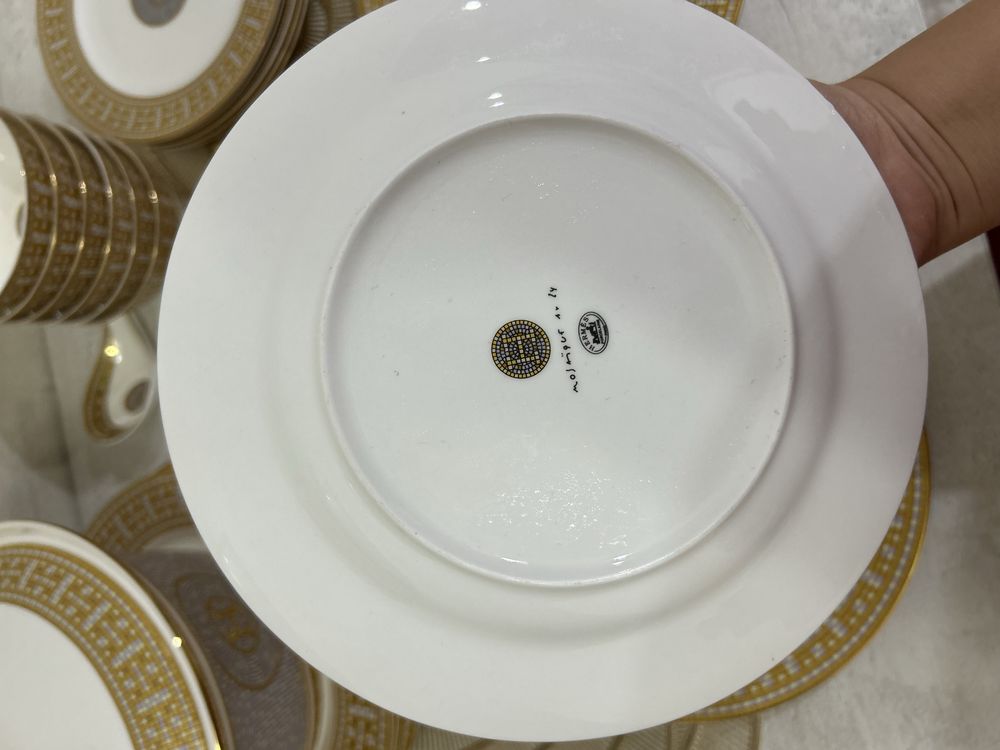 Продам сервиз оригинал Hermes