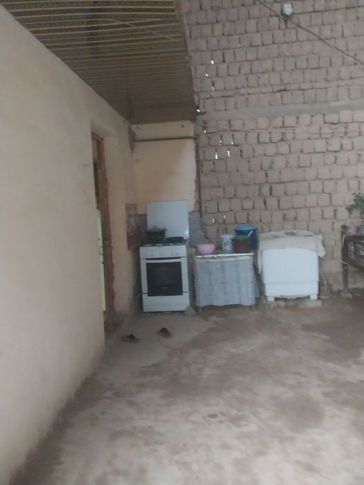 3 sotix 2 etajli hovli joy sotiladi