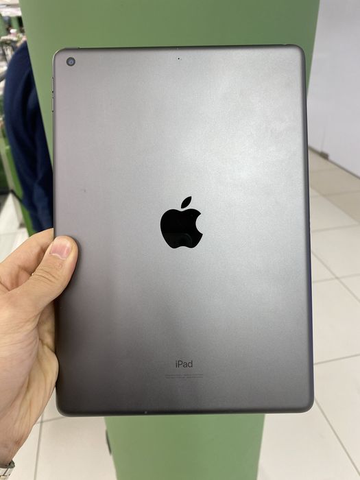 Продам айпан 9 го поколения 64Гб WIFI