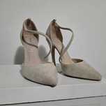 Vând Pantofi eleganti de ocazii