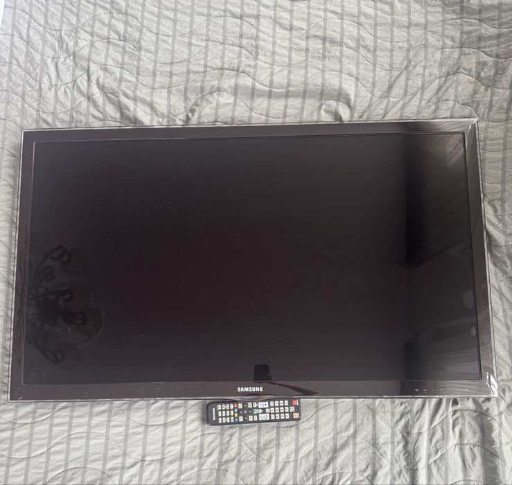 Телевизор  Samsung UE46D6100SW