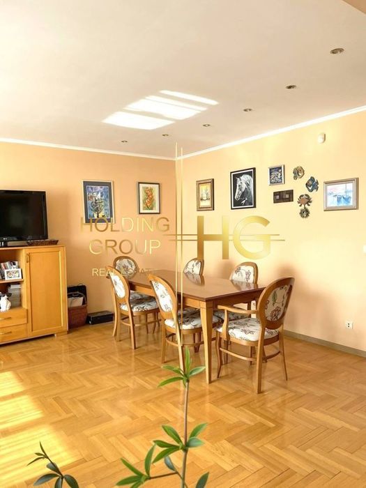 Продава се Тристаен апартамент в Варна, Бриз - 120 кв.м за 1959 €/кв.м - Снимка #4