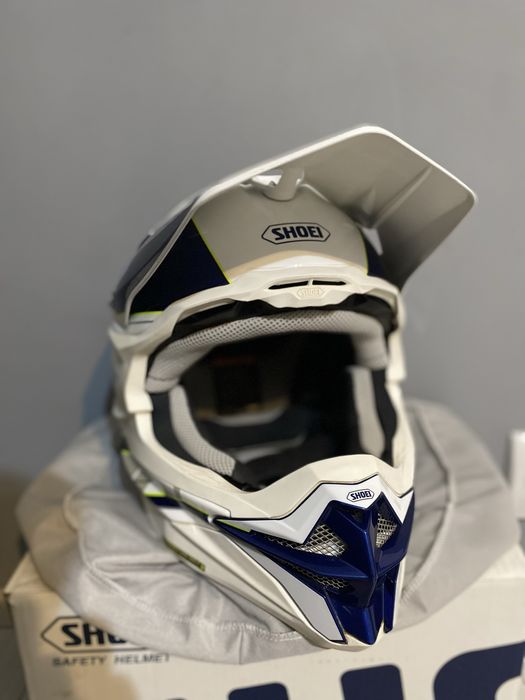 Casca Shoei VFX-WR S