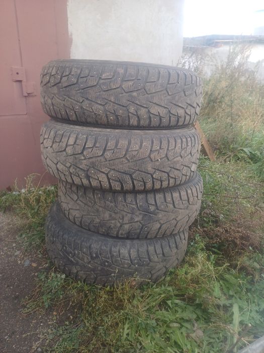 Продам зимние шины  в хорошем состоянии