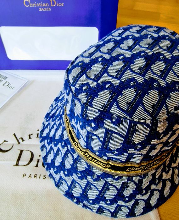 Palarie Christian Dior model unisex,mărime universala, saculet, etiche