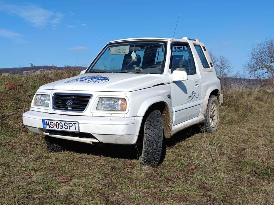 Suzuki Vitara  2 litri