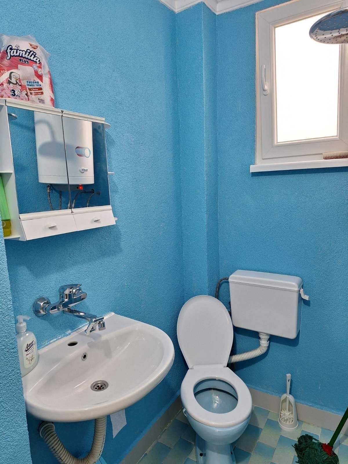 Етаж от къща под наем в с. Железница