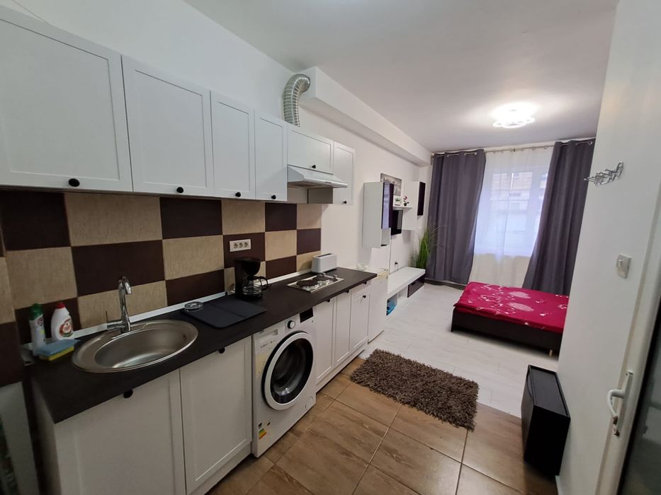 Garsoniera chirie regim hotelier (cu pat matrimonial)