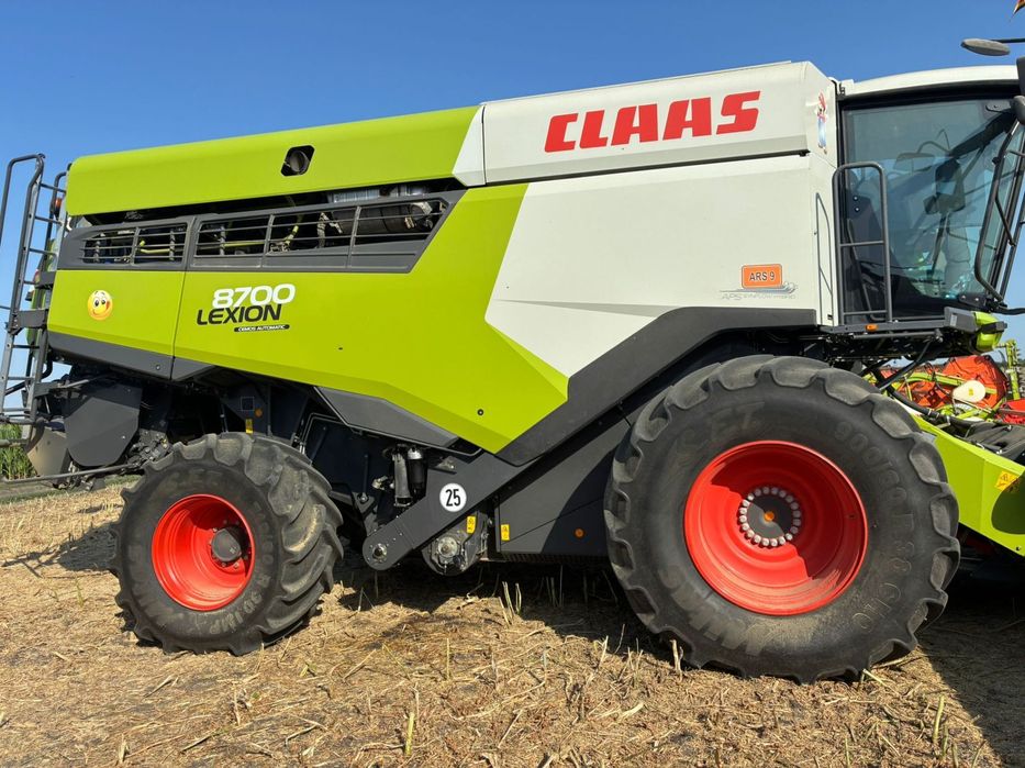 Claas Lexion 8700 Combina Agricola Claas Lexion 8700 Combina Agricola