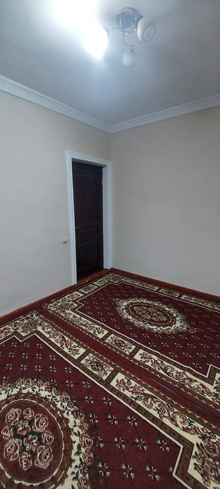 Termez shaxar uy sotiladi 3 xonalik