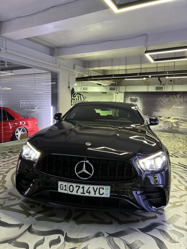 Mercedes Benz E200