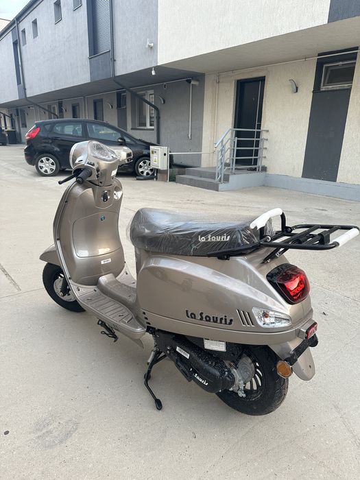 Inchiriere/Rent Scutere FARA PERMIS  GLOVO/BOLT/TAZZ