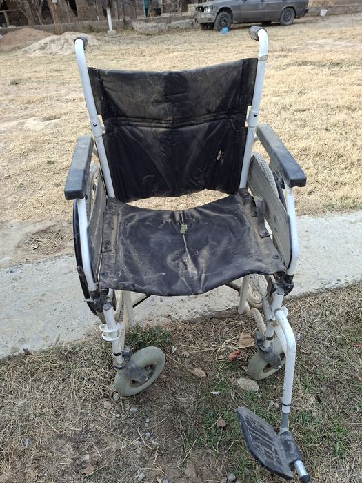 Инвалидная коляска