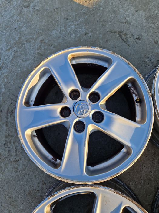 Jante aliaj Toyota Avensis 2005 R16