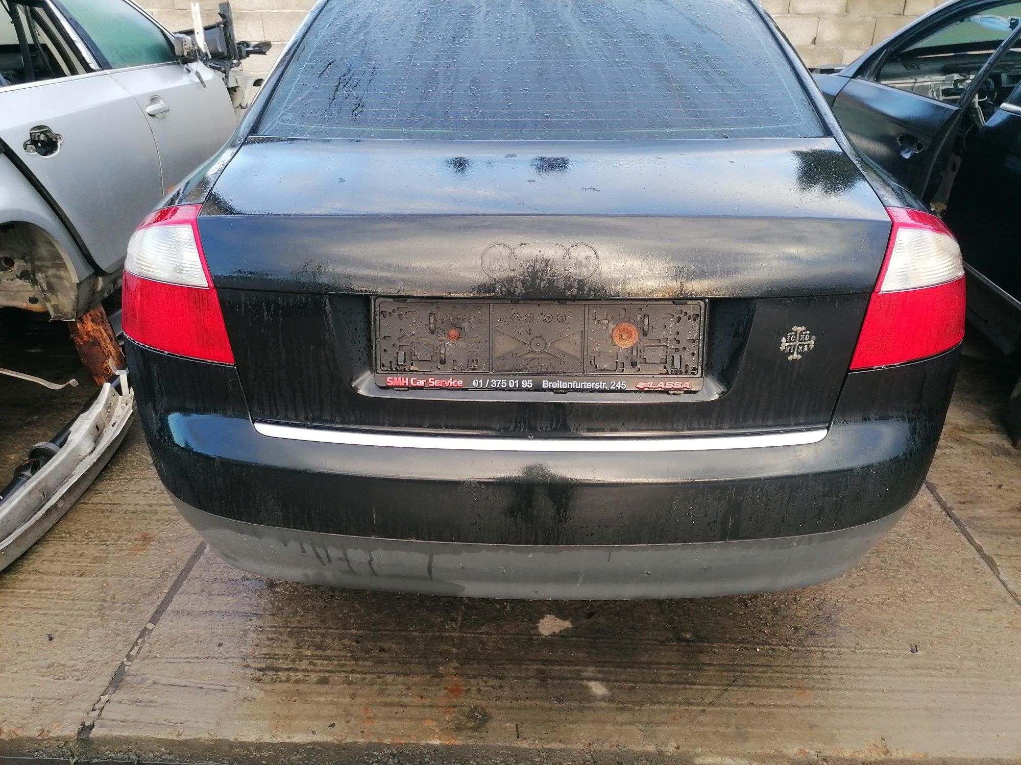 Haion portbagaj Audi a4 b6 limuzină culoare neagra