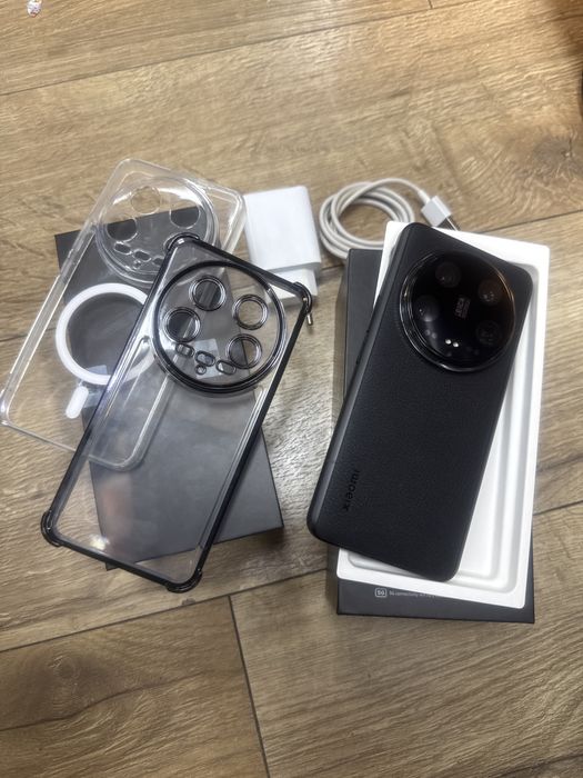 Xiaomi 14 ultra black 16/512gb Перфектен!