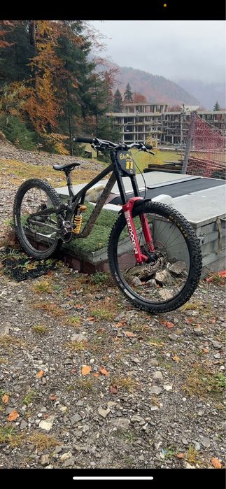 Vand bicicleta downhill Commencal Supreme DH V5
