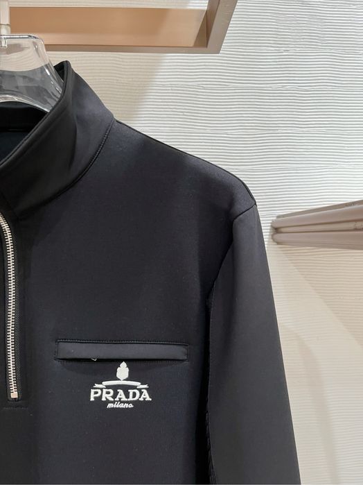 Bluza Prada , calitate premium , pe comanda , noua , XL