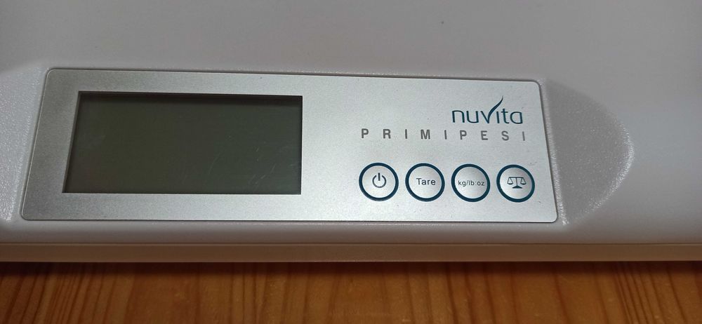 Електронен кантар за бебета Nuvita