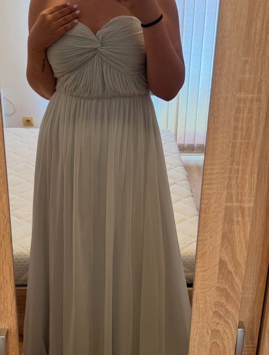 Официална дълга рокля цвят мента 40