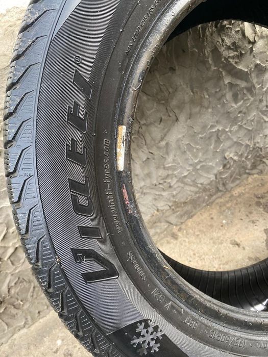 Продаются зимние шины б/у