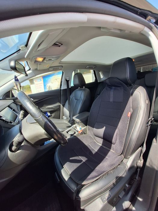 Vând Opel Grandland x