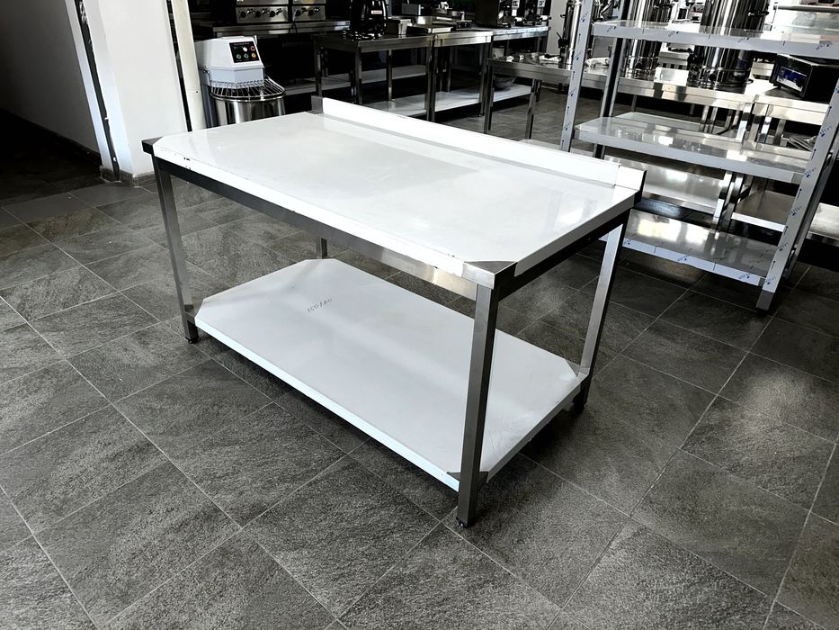 Стол разделочный, стеллаж кухонный,полки из нержавеющей стали для кафе