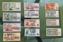 България. 12 броя . 200, 500 ,1000 лева  и 3 лева са UNС.