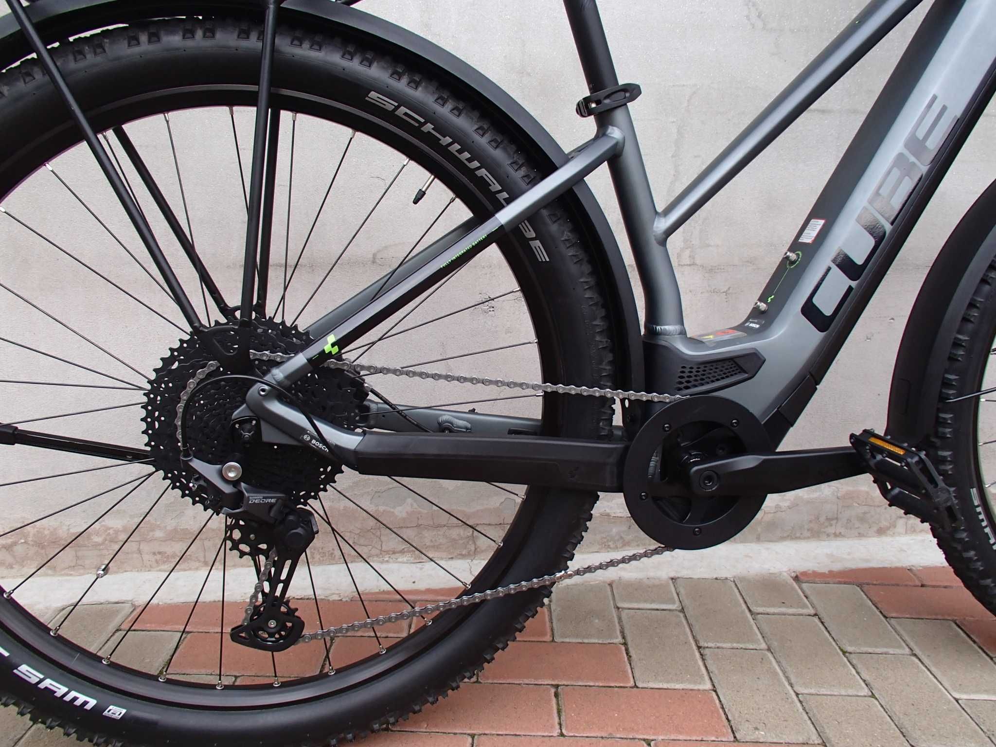 Bicicleta MTB Electrica Bosch CX - Roti 29 X 2,6