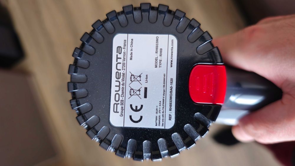 Вертикална безкабелна прахосмукачка Rowenta X-Pert 3.60