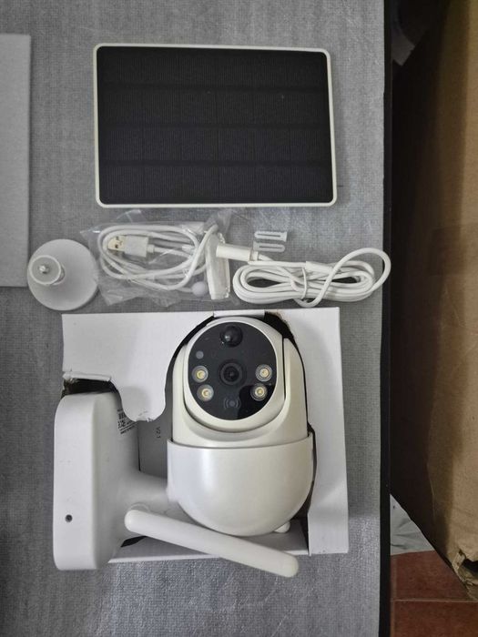 Cameră de supraveghere solară JideTech, exterior