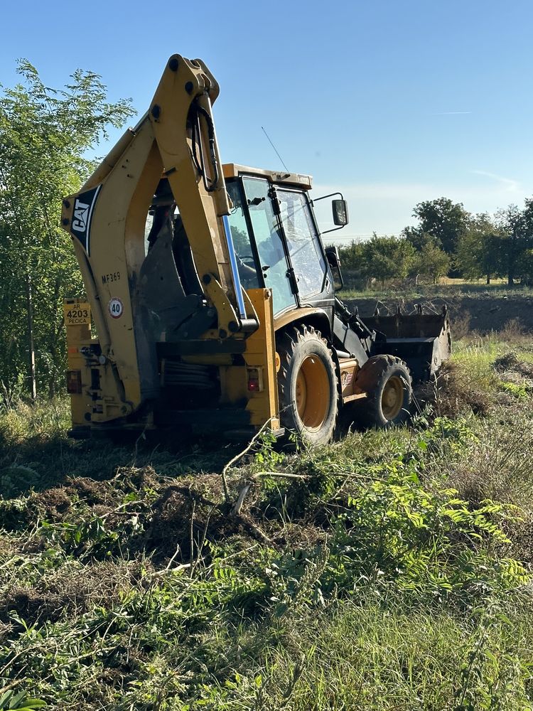 Inchiriere buldo/ buldoexcavator