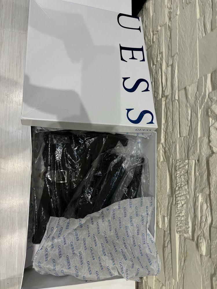 Оригинални чизми Guess/маратонки EA7