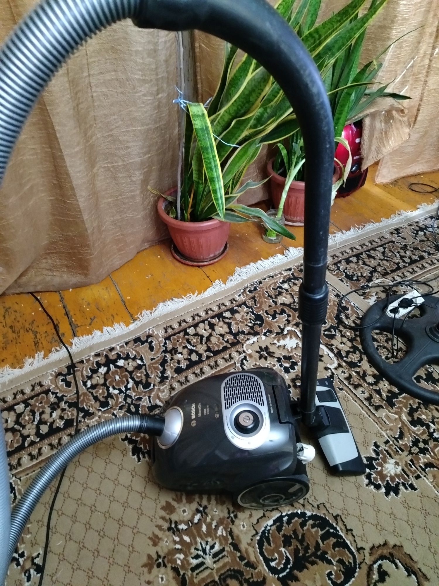 Бош оригинал 2200в.