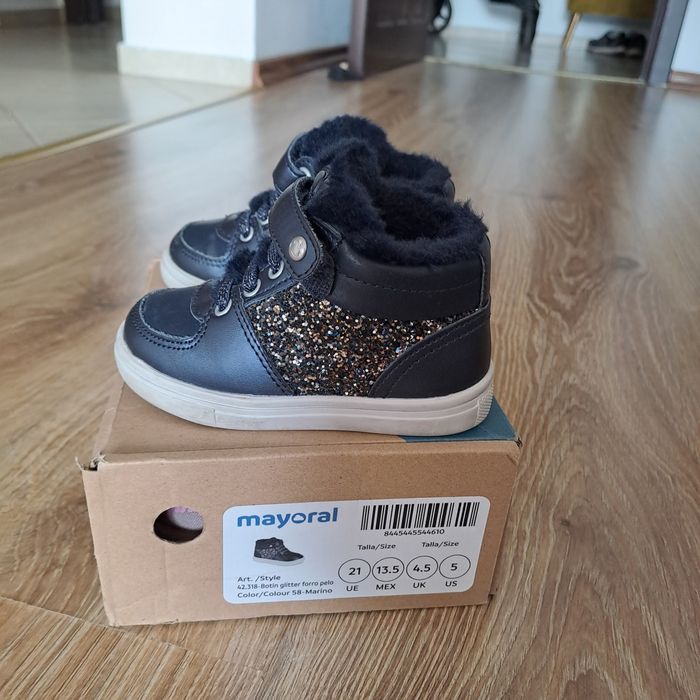 Детски боти майорал