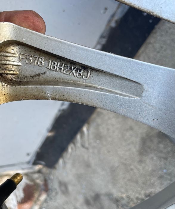 АУДИ А4 18-цола Лети джанти Audi
АУДИ А4,A5 18-цола Лети джанти AudiA4