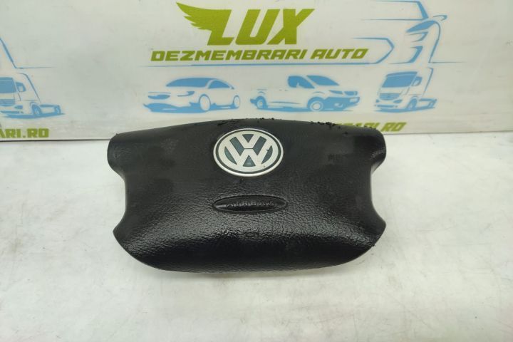 Airbag volan 137705101 Volkswagen VW Passat B5.5 (facelift)  [din 2000 pana  2005] seria
